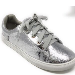 Forever Young women’s metallic textured lace up sneakers